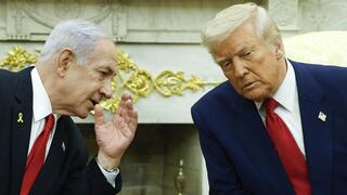 בנימין נתניהו ודונלד טראמפ בחדר הסגלגל